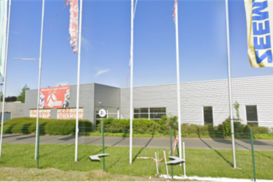 Lanaken - unit 1 1000 m²